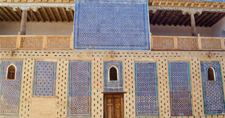 滿滿的烏兹别克 — 希瓦的塔什豪利宮 Tash Khauli