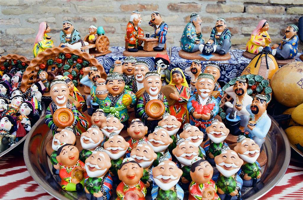 滿滿的烏兹别克 — 烏茲別克的國是