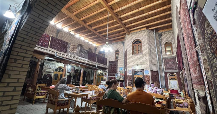 滿滿的烏兹别克 — 布哈拉絲路茶舍